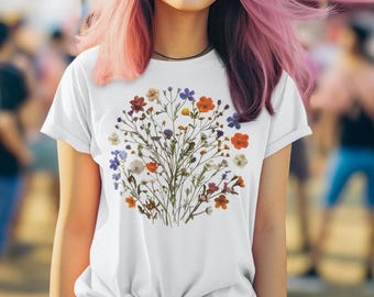 Organic Cotton Floral T-Shirt – Wildflowers Circle Design, Aesthetic & Boho Nature-Inspired Tee, dry flowers tshirt, dryed flowers shirt