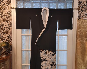 Kimono da sposa in seta vintage.