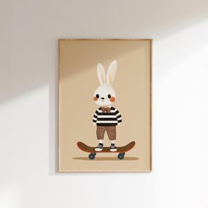 Póster de animales de conejito para pared de guardería, estampado de monopatín con animales del bosque, decoración para habitación infantil, decoración neutra, arte ecléctico y caprichoso para pared de guardería.