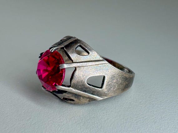 Soviet vintage silver ring with red ruby ussr.Sil… - image 1