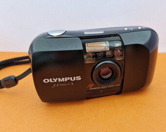 Olympus mju 1 - 35mm point and shoot camera with case