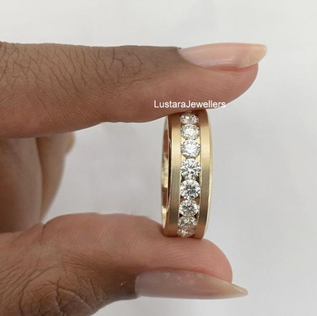 Round Cut Moissanite Channel Setting Band, 14K Yellow Gold Wedding Band ...