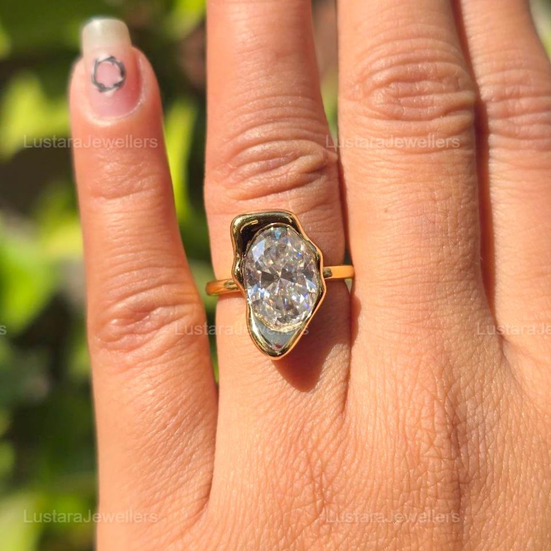3CT Oval Moissanite Engagement Ring, 18K Yellow Gold, Organic Funky ...