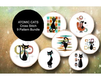 PACCHETTO DI NOVE SCHEMI - Schemi per punto croce contati con gatto nero atomico di metà secolo