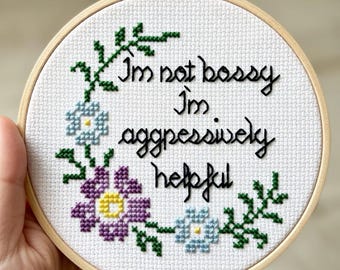 Non sono autoritario, sono aggressivo. Utile citazione umoristica sovversiva. Schema punto croce - Download digitale PDF.