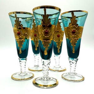 Vintage Venetian gold gilt sherry glasses, turquoise and gold with red jewel murano style. Cordial, liqueur, aperitif glasses, twisted stem.