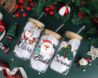 Personalisierte Weihnachtsbaum Snack Glas: Eiskaffeetasse mit Deckel | Geschenke für Sie | Individuelle Glaskaffeetasse | Geschenke zu Weihnachten
