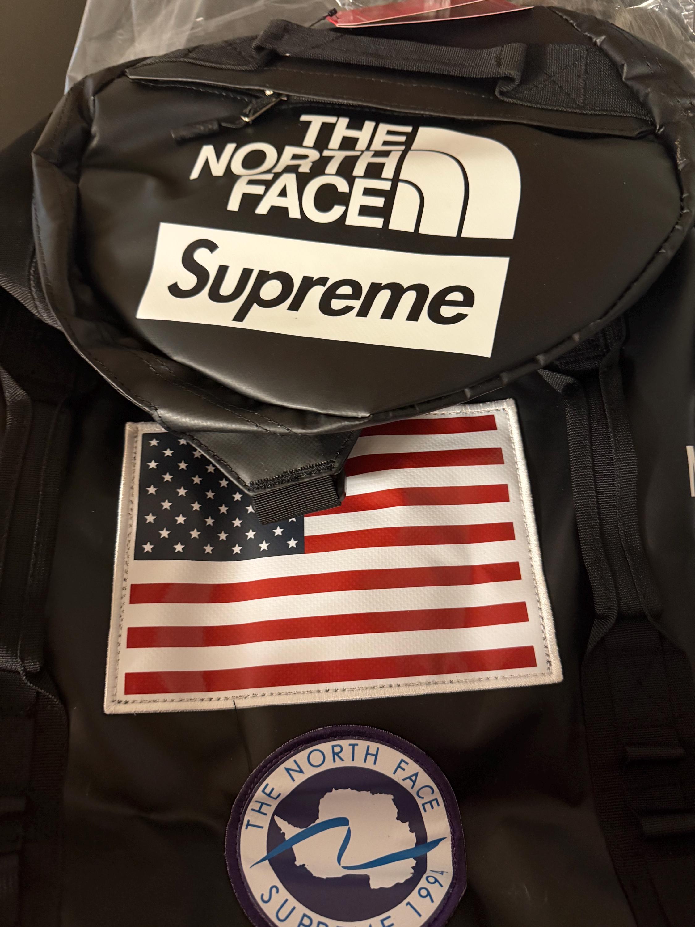 Supreme the North Face Trans Antarctica Expedition Big Haul