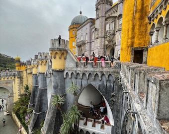 Fotografieafdruk Pena Palace Sintra: Portugal Travel Wall Art (digitale download)