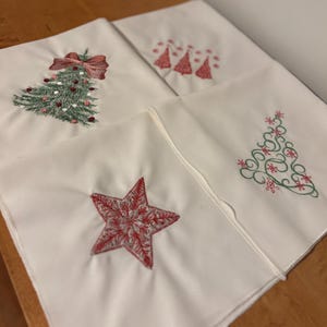 4.  Christmas embroidered linen napkins, holiday napkins, festive napkin set of four, table decoration, napkin gift set.