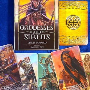 GOLDESSES und SIRENS Orakelkarten und Ratgeber von Stacey Demarco. Göttlich-weibliche, zeitlose Weisheit, Führung, Invokationen. NEU!