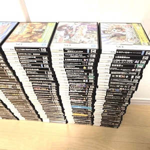 Wholesale Lot of 30 random authentic Japanese  Nintendo DS cartridge with case games