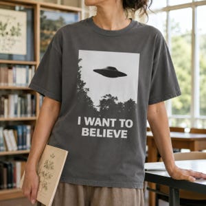 I Want to Believe T-Shirt - Retro X Files Tee - UFO Clothing image 11