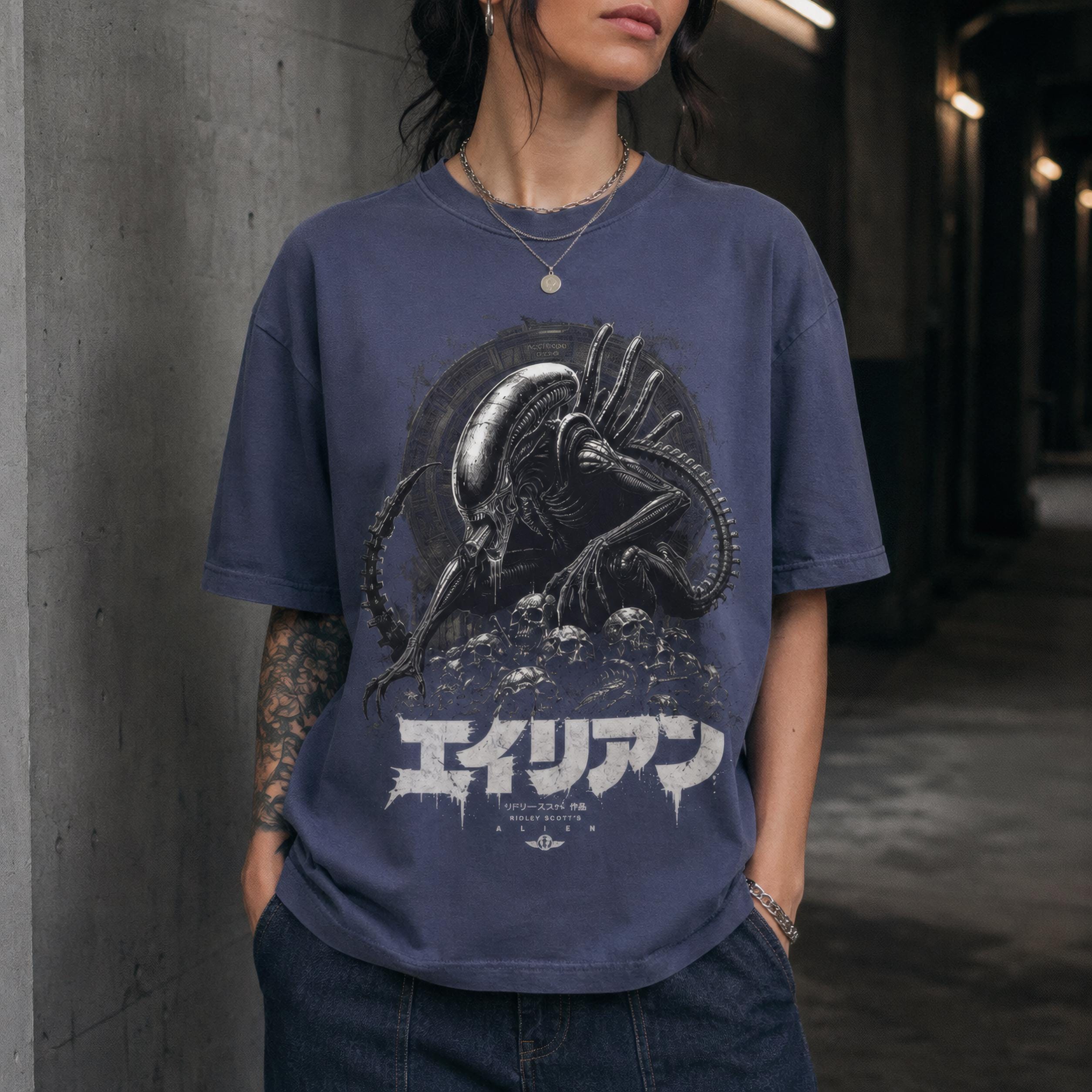 Alien Shirt With Xenomorph Graphic, Vintage Sci-fi Horror Tee - Etsy