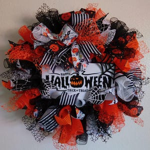 The Laughing Pumpkin Wreath | Scary Fun Pumpkin Wreaths | Halloween Themed Wreaths | Black, Orange, White Deco Mesh Halloween Wreaths