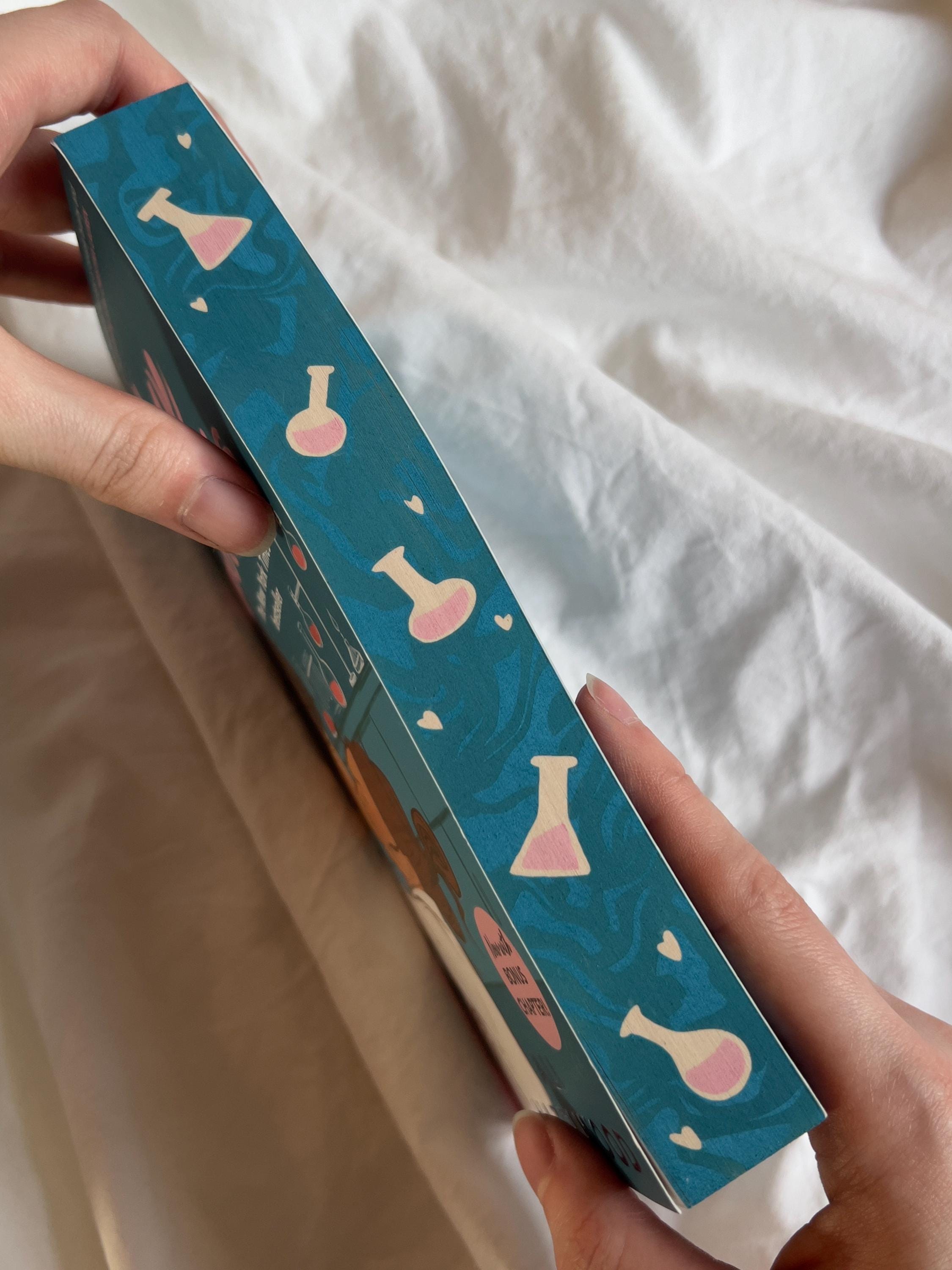 The Love Hypothesis With Sprayed Edges | Ali Hazelwood | Custom Book ...