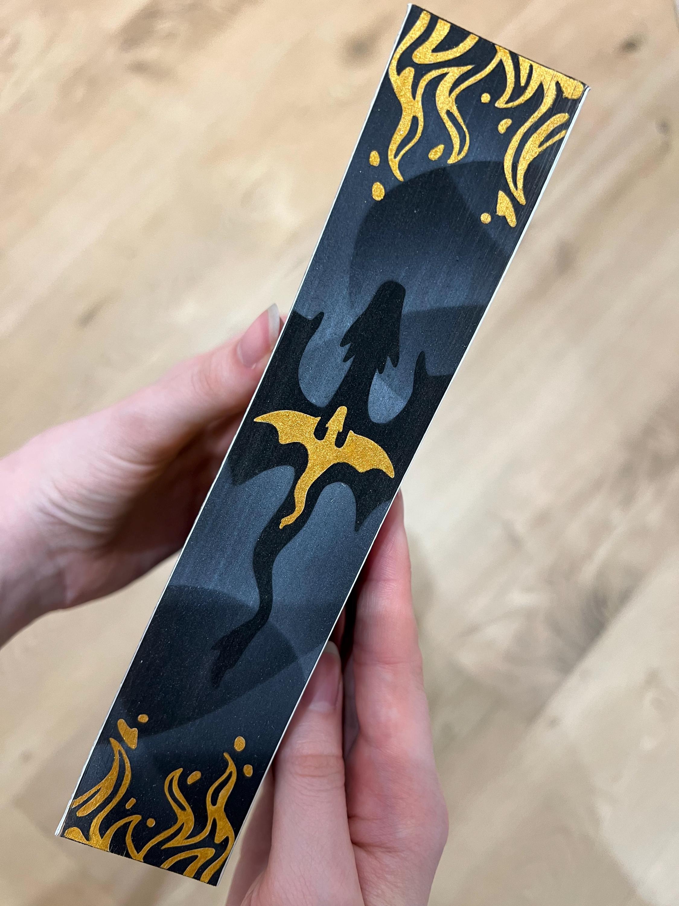 Pre-order Onyx Storm, Fourth Wing or Iron Flame | Sprayed Edges