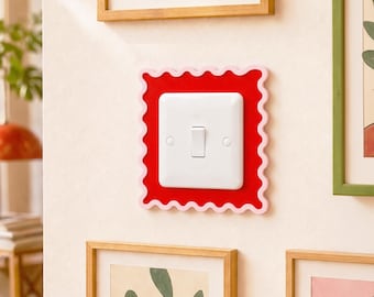 Abstrakcyjna osłona gniazdka, płytka włącznika światła w stylu retro, kolorowa dekoracja ścienna, nowoczesny akcent w domu