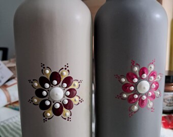 Hand-painted oil and vinegar set, mandala dotting vintage bottles 500ml, handmade kitchen gift, upcycled decorative craft set of 2