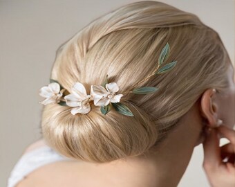 Flower Hair Comb For Wedding, Bridal Hair Piece, Bridal hair clip, Wedding headpiece, Wedding Hair Vine - Magnolia