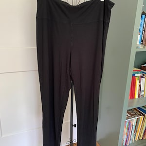 Ladies Vintage J Jill black pants - Perfect for Travel - stretch and drape - size L