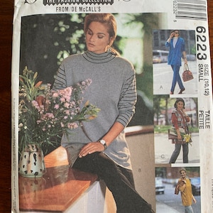Ladies Shirt Pattern - Pants - Cardi - Uncut Cardigan, Vest, Tunic, and Pants McCalls 6223 - loungewear - travel wear - stretch knits