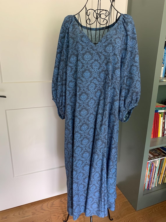 Blue Damask Balloon Sleeve Maxi Dress - Plus Sized - Drapey - Etsy Blue Damask Balloon Sleeve Maxi Dress - Plus Sized - Drapey - Etsy