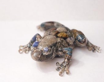 Frog with Great Lakes Rocks, Michigan Frog, Animal Figurine