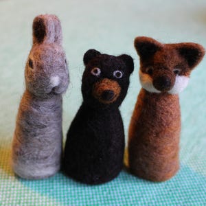 Woodland Friends Animal Finger Puppets - Needle Felted Wool Puppets - Waldorf-Inspired Children&#39;s Toy
