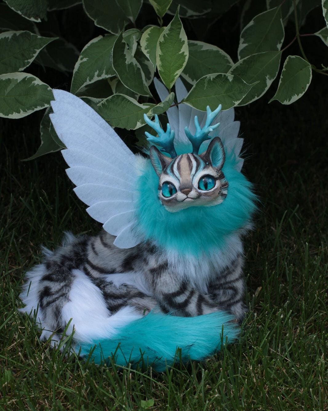 Druid cat – posable art toy