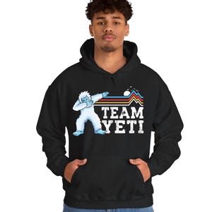 Anpassad Yeti-tröja, Dabbing Yeti-tröja med personlig namn, Bigfoot-tröja, Yeti-tröja med namn, vinterskidsuitt bild 5