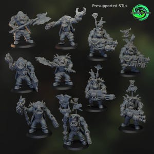 Könnte beinhalten: Eine Sammlung grauer Miniaturfiguren von Orks, jede mit einzigartigen Waffen und Rüstungen. Einige Orks tragen Äxte, während andere große Waffen tragen. Die Figuren stehen auf kreisförmigen Sockeln, und das Bild enthält den Text "Presupported STLs."