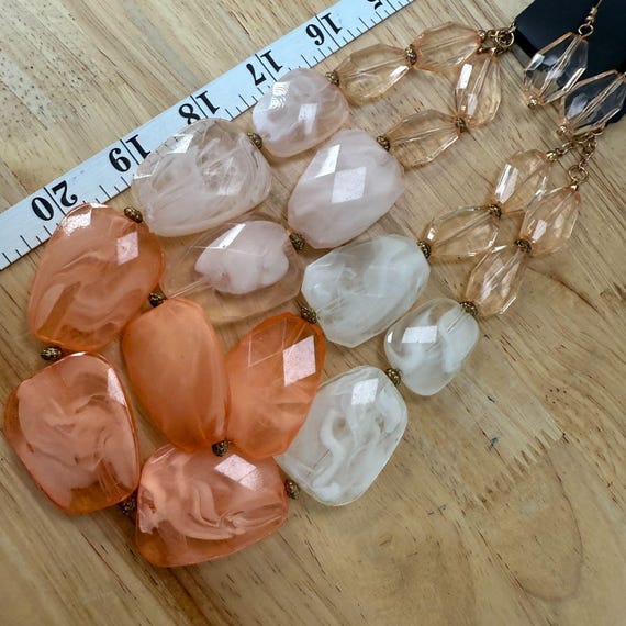 Simone Chic Faceted Acrylic Bead Statement Neckla… - image 4