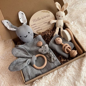 Newborn gift set, Baby shower gift set, welcome baby gift, New baby gift, baby boy/baby girl gift