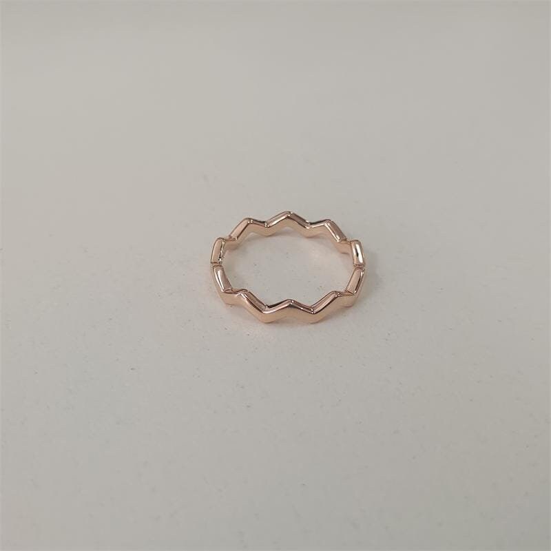 Anillo Zig Zag Atemporal de Pandora Rose Etsy Espana