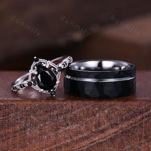 Vintage Black Onyx Couples Ring Vintage Matching Ring Set His and Hers Wedding Band Promise Ring For Men For Women Pear Natural Black Gem