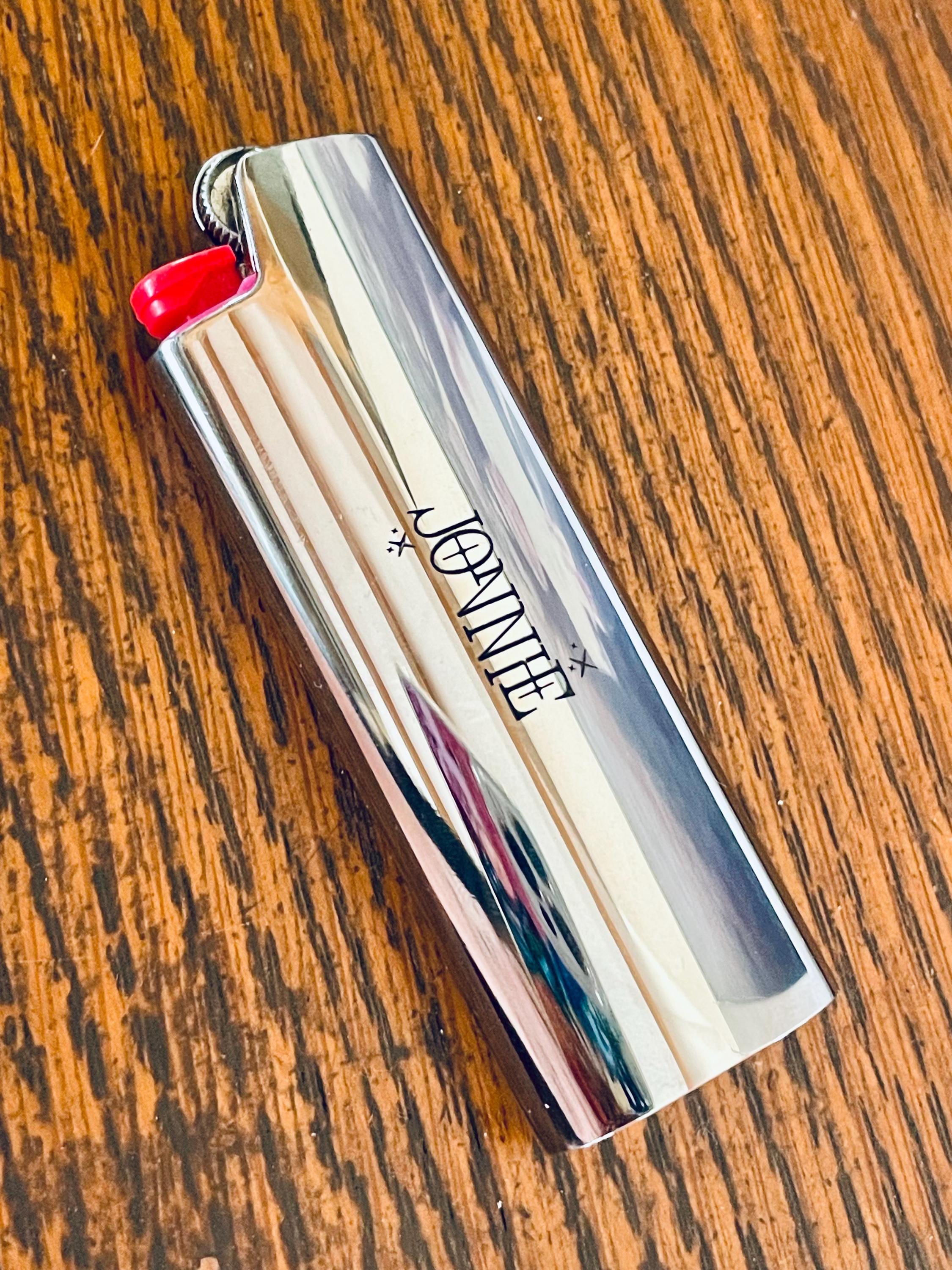 Custodia Metallica Vintage Per Accendino BIC Classico - Design Intagliato, Lega Di Zinco, Colore Argento