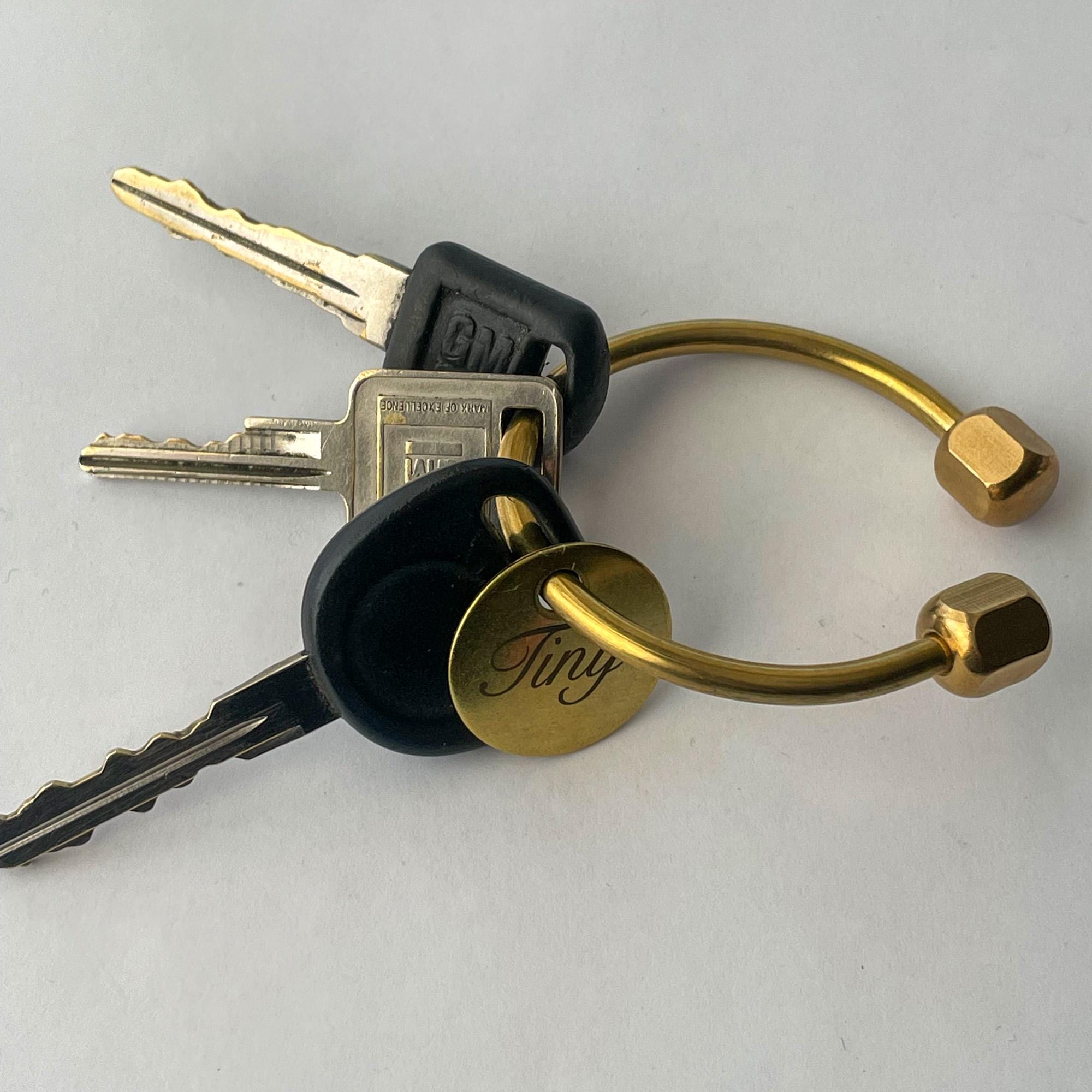 Personalized Brass Screw-ball Keyring: Custom Engraved Tag Key