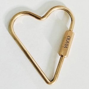 Personalisierte Messing Herz Karabiner Schlüsselring, Gold Herz Schlüsselbund, individuell gravierte Messing Herzform Schlüsselring