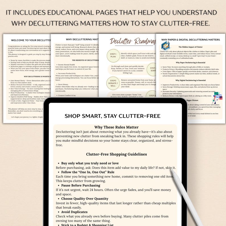 Op de afbeelding: Een digitale tablet toont educatieve pagina's over opruimen, met de tekst "Shop Smart, Stay Clutter-Free". Omringende pagina's bieden advies over opruimen en organiseren. Een witte stylus ligt op het tabletscherm.