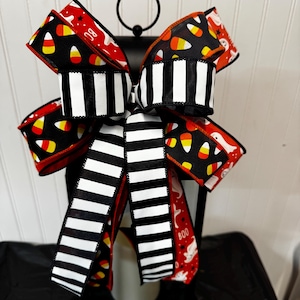 Candy Corn Halloween Bow: Lantern, Mailbox, Wreath Decor