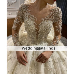 Luxury Ball Gown Wedding Dress Long Sleeve, Beaded Illusion Plunge Wedding Gown Embroidered Train, Sparkle Princess Ballgown zdjęcie 2