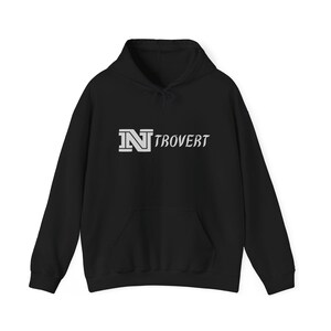 Introverte mensen zijn IN Hoodie, introvert sweatshirt, rustige en gezellige trui, trui met persoonlijke ruimte, cadeau voor sociale afstand, eenzaamheid-hoodie