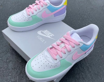 Pastel customs