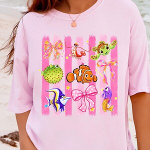 Finding Nemo Shirt, Dory Nemo Squirt Tee, Disney Beach Summer Shirt, Ocean Friends Bow Tee, Pink Girls Summer Vacation Trip Shirt Gift