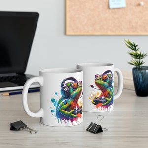 Cool Chameleon Gamer Coffee Mug, 11oz for Gamers & Chameleon/Reptile Enthusiasts, Unique Gaming, Awesome Chameleon Gift Idea!