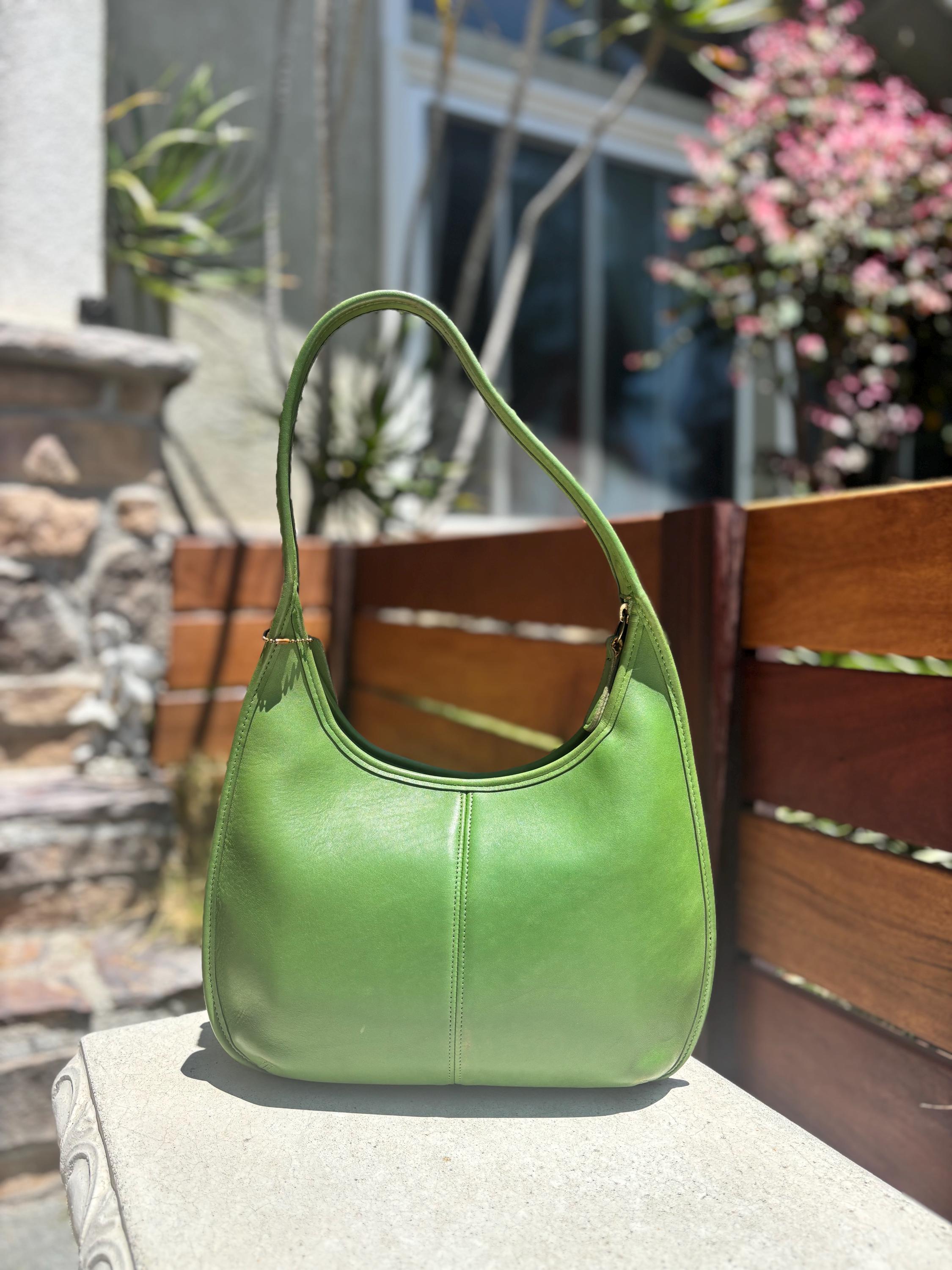 VINTAGE COACH ERGO ショルダーバッグ 9033 黄緑 バッグ Vintage Coach Ergo Pocket Zip - HTF Leaf - 9033 - USA 1997