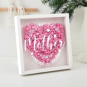 Caixa de Sombra de Flores Personalizada para Mãe: Moldura com Nome em Coração, Impressão UV, Presente para Mãe