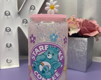 Care Bear Snow Globe/ Glass Tumbler/ Libbey Glass/ Glass Cup/ Tasse personnalisée/ Uvdtf Care Bears/ UVDTF Snow Globe Tumbler