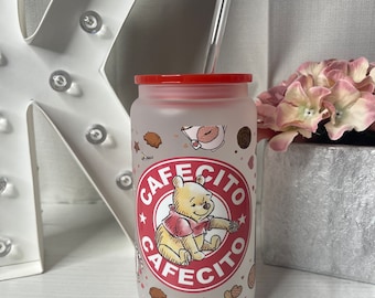 Tasse à café Winnie l'Ourson Cœurs / Gobelet en verre / Verre Libbey / Tasse en verre / Tasse personnalisée / Winnie l'Ourson UVDTF / Tasse UVDTF givrée